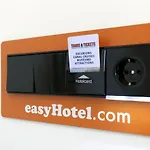Easyhotel Arena Boulevard Hotel