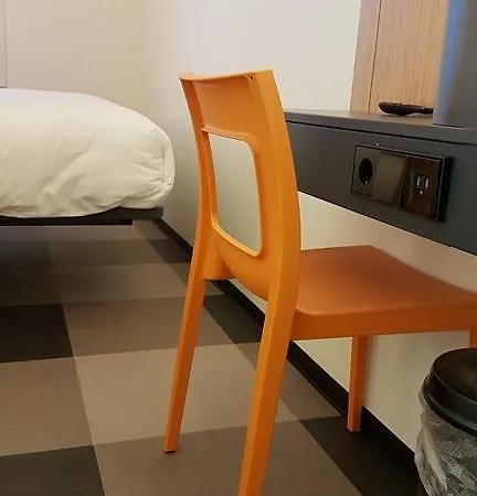 Easyhotel Arena Boulevard Отель Амстердам