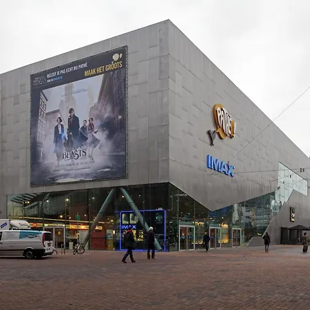 Easyhotel Arena Boulevard Hotell