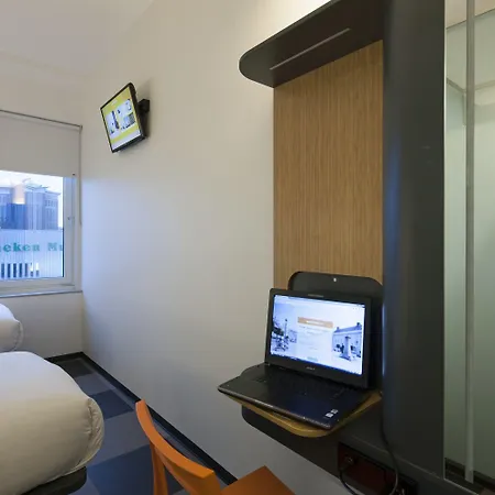 Easyhotel Arena Boulevard Hotel Amsterdam