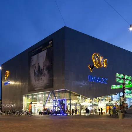 Easyhotel Arena Boulevard 2*