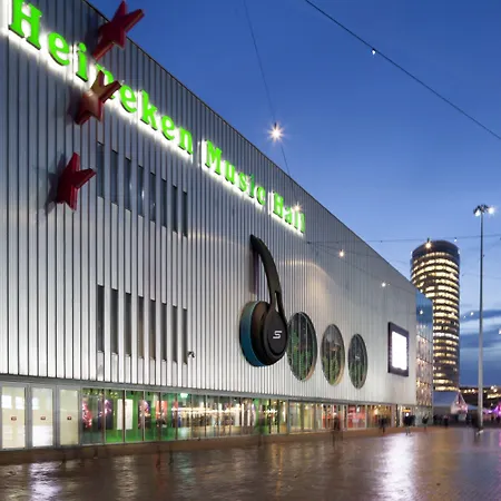 Easyhotel Arena Boulevard Hotell 2*