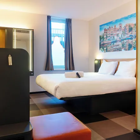 Hotel Easyhotel Arena Boulevard