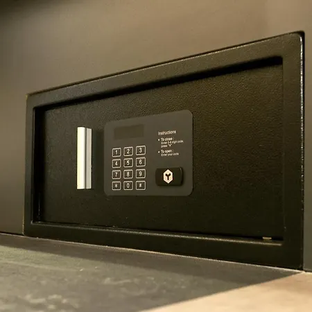 Easyhotel Arena Boulevard Hotell