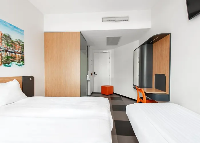 Easyhotel Arena Boulevard 2* Amsterdam