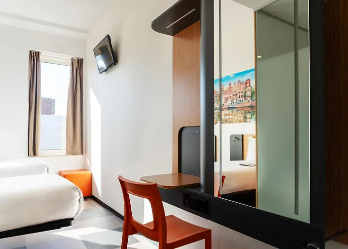Hotel Easyhotel Arena Boulevard Amsterdam