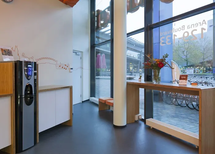 Easyhotel Arena Boulevard 2*