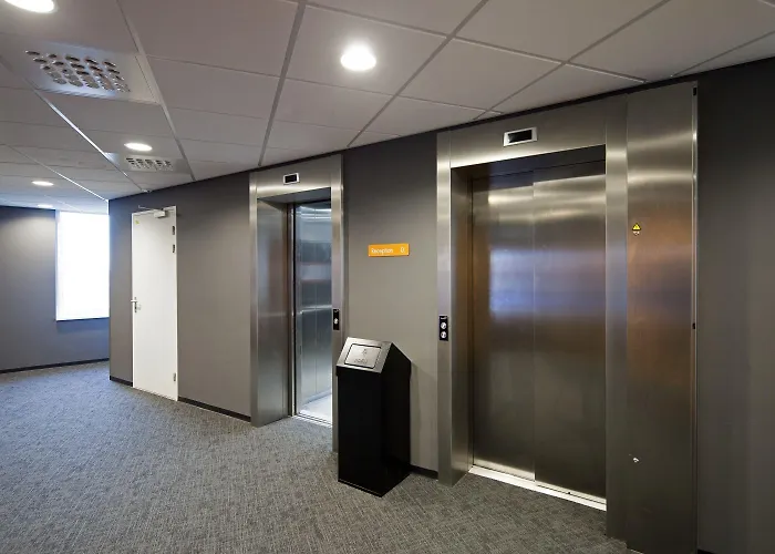 Hotel Easyhotel Arena Boulevard 2*