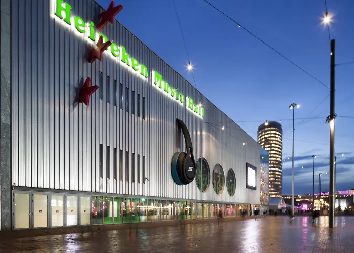 Easyhotel Arena Boulevard Hotel 2*