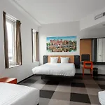 Hotel Easyhotel Arena Boulevard 2*