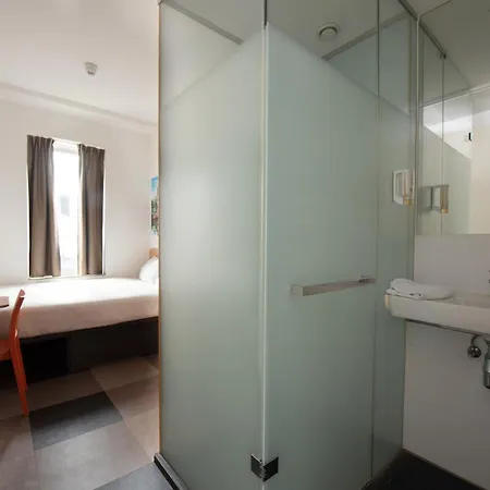 Easyhotel Arena Boulevard