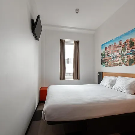 Easyhotel Arena Boulevard Amsterdam