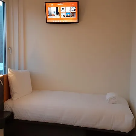 Easyhotel Arena Boulevard 2* אמסטרדם