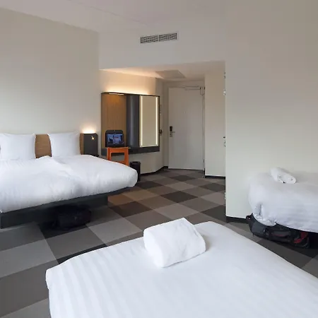 מלון Easyhotel Arena Boulevard