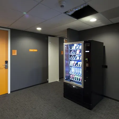 Easyhotel Arena Boulevard 2* אמסטרדם