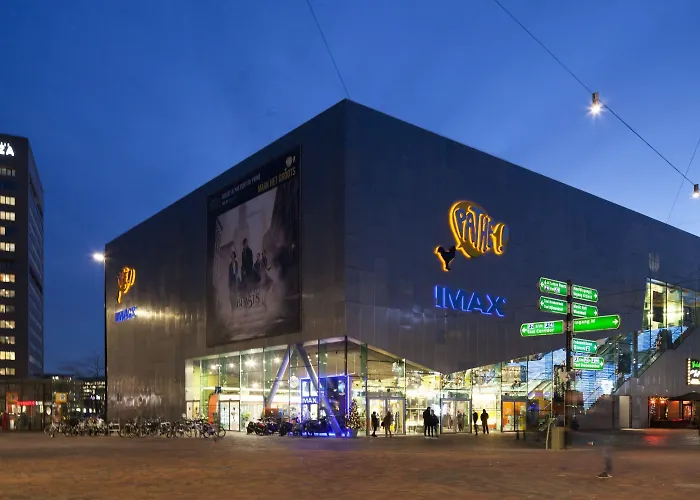 Easyhotel Arena Boulevard 2*