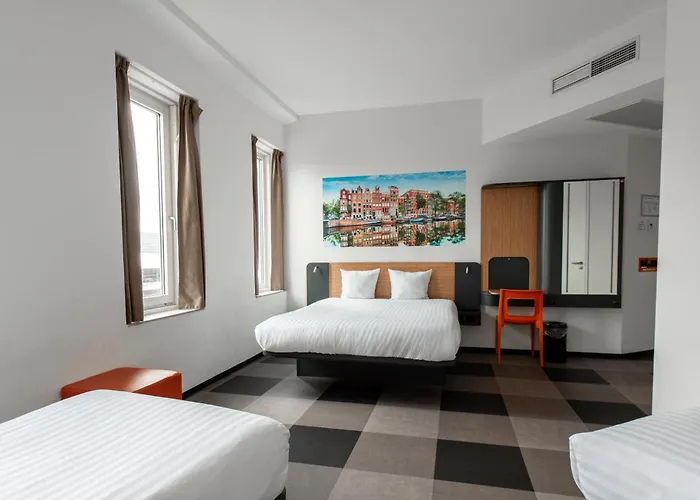 Hotel Easyhotel Arena Boulevard 2*