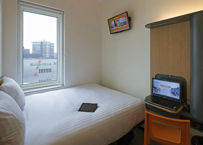 Hotel Easyhotel Arena Boulevard Amsterdam