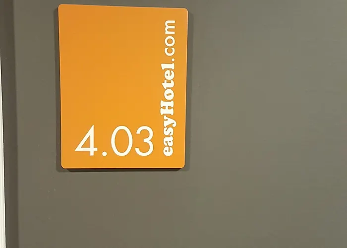 Easyhotel Arena Boulevard