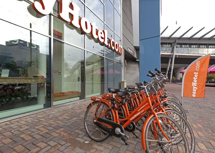 Easyhotel Arena Boulevard Hotel